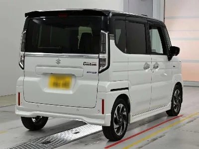 Suzuki Spacia Custom