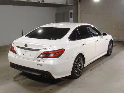 TOYOTA CROWN HYBRID