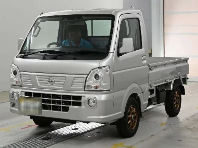 Nissan NT100 Clipper