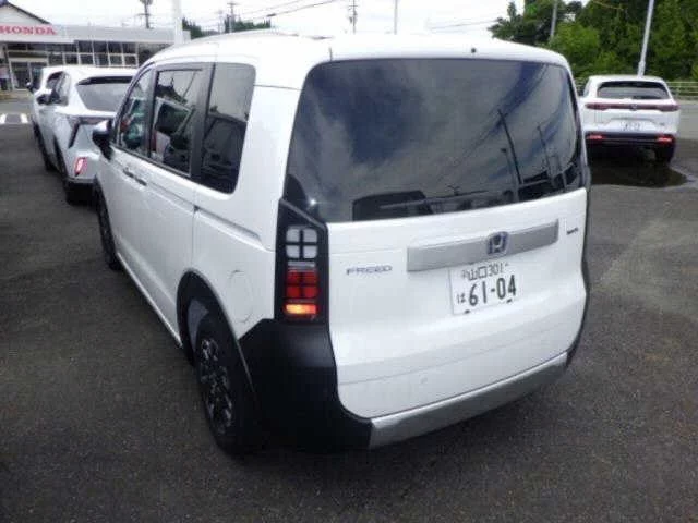 Honda Freed  с аукциона в Японии