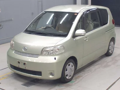 TOYOTA PORTE