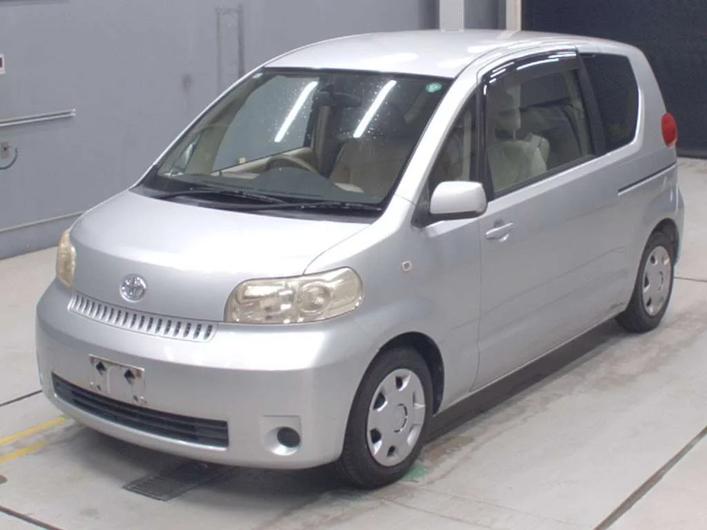 Toyota Porte  с аукциона в Японии