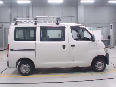 TOYOTA TOWN ACE VAN