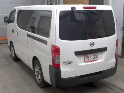 Nissan NV350 Caravan