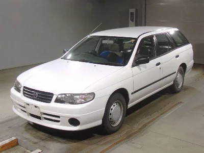 Nissan EXPERT