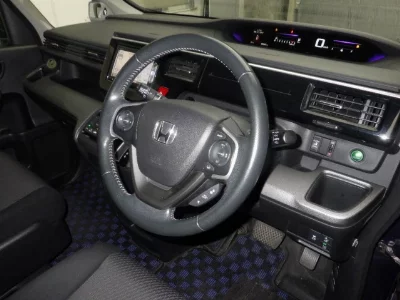 HONDA STEPWGN SPADA