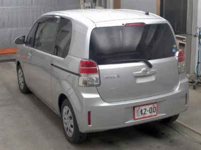 TOYOTA SPADE