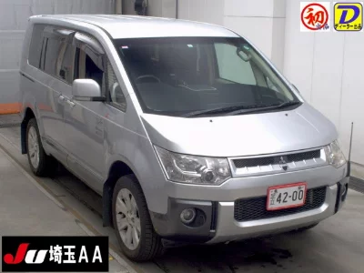 Mitsubishi Delica D:5