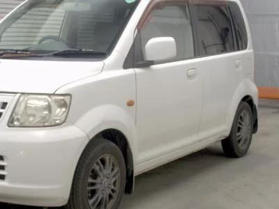 Nissan Otti