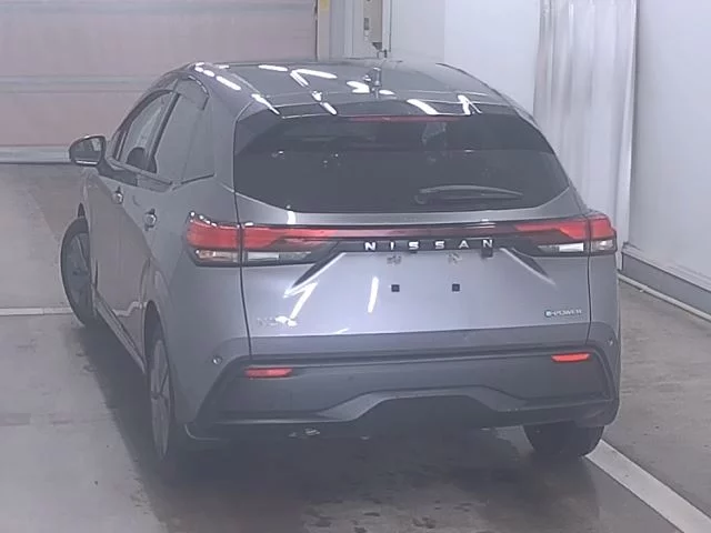 Nissan Note  с аукциона в Японии