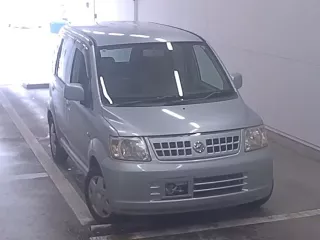 Nissan Otti