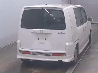HONDA MOBILIO SPIKE