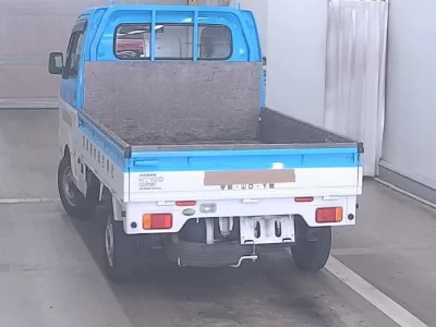 NISSAN NT100 CLIPPER