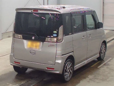 Suzuki Spacia Custom