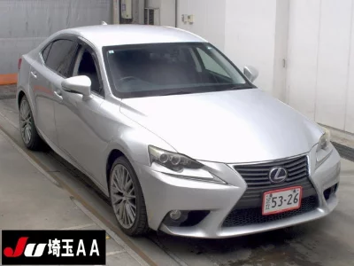 Lexus IS300h