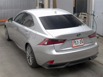 Lexus IS300h