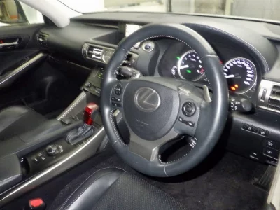 Lexus IS300h