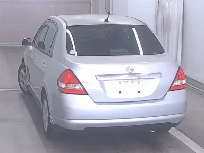 Nissan Tiida Latio