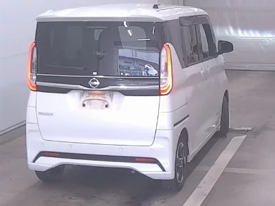 NISSAN ROOX