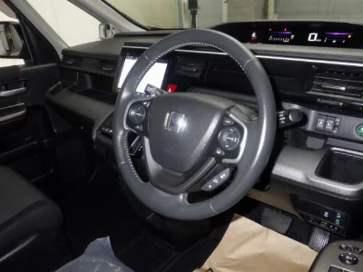 HONDA STEPWGN SPADA