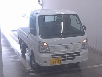 Nissan NT100 Clipper