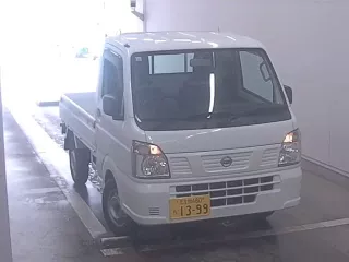 Nissan NT100 Clipper