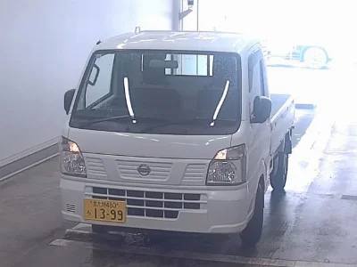 Nissan NT100 Clipper