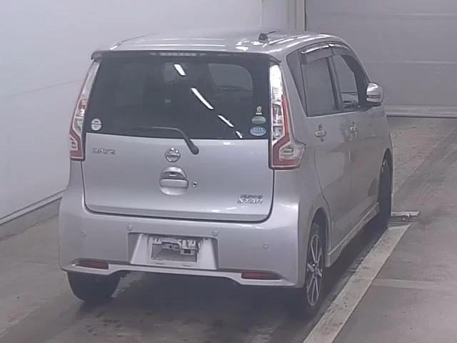 Nissan Dayz  с аукциона в Японии