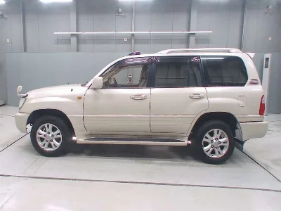 TOYOTA LAND CRUISER 100