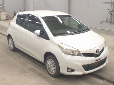 TOYOTA VITZ