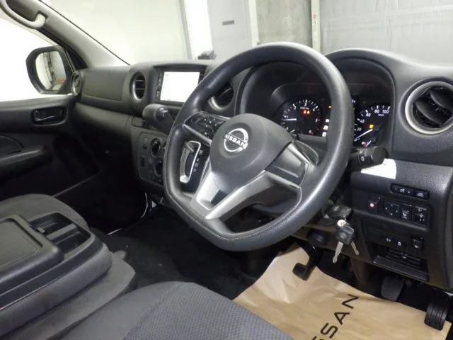 Nissan Caravan  с аукциона в Японии