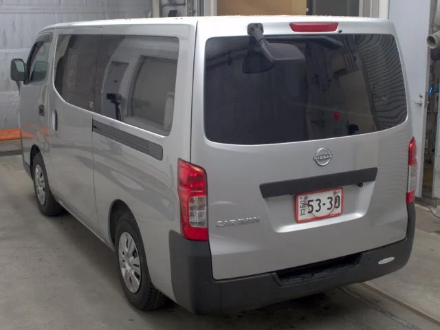 Nissan Caravan  с аукциона в Японии