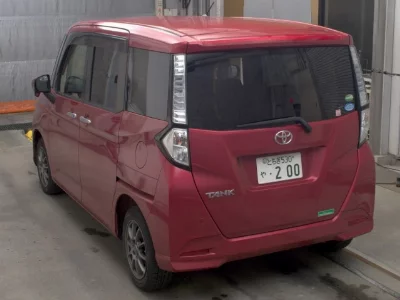 TOYOTA TANK