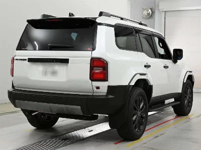 TOYOTA LAND CRUISER 250