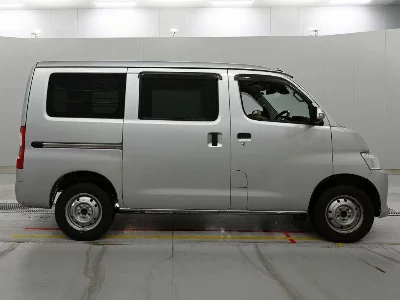 TOYOTA TOWN ACE VAN