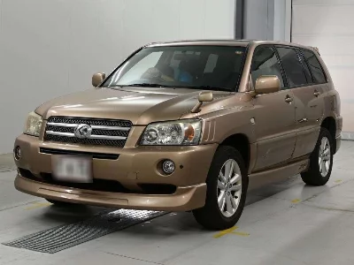 TOYOTA KLUGER HYBRID