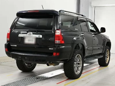 TOYOTA HILUX SURF