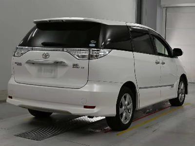 TOYOTA ESTIMA HYBRID