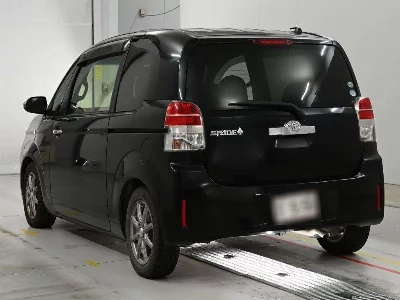TOYOTA SPADE