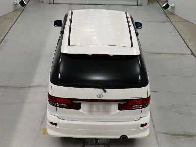 Toyota ESTIMA L