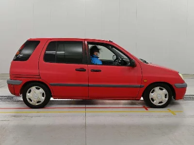 TOYOTA RAUM