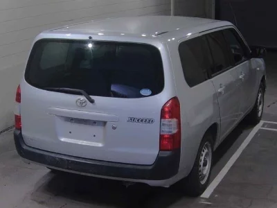 TOYOTA SUCCEED VAN
