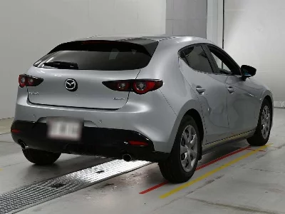 MAZDA MAZDA3 FASTBACK