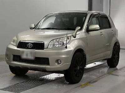 TOYOTA RUSH