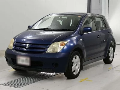 TOYOTA IST