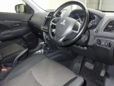 Mitsubishi RVR