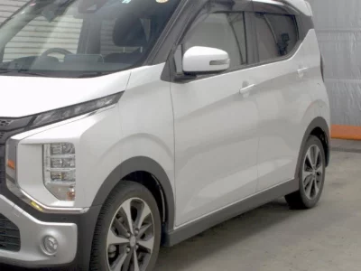 Mitsubishi eK X