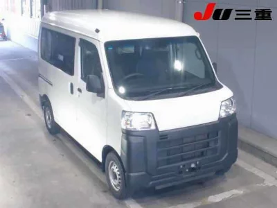 TOYOTA PIXIS VAN