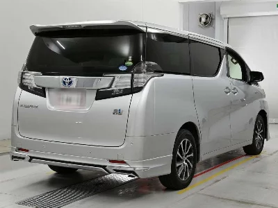 TOYOTA VELLFIRE HYBRID