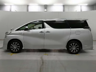 TOYOTA VELLFIRE HYBRID
